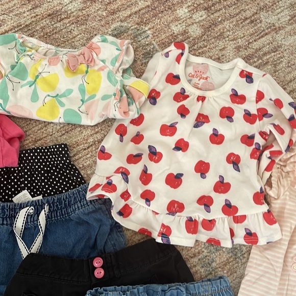 SOLD-Baby Girls 3-6 month bundle - Picture 7 of 14